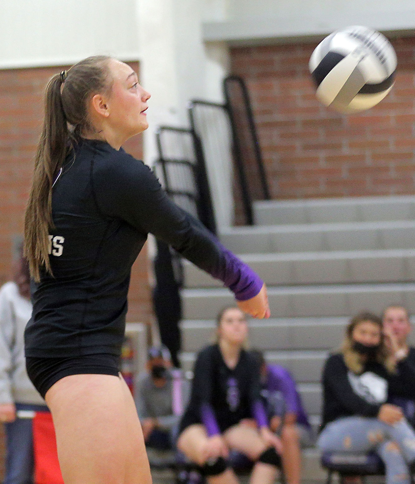 Truckee at Spring Creek Volleyball 14.jpg
